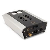 Clarus Cable - CPB-2 - Duet 2-Outlet High-Current Power Block - Top